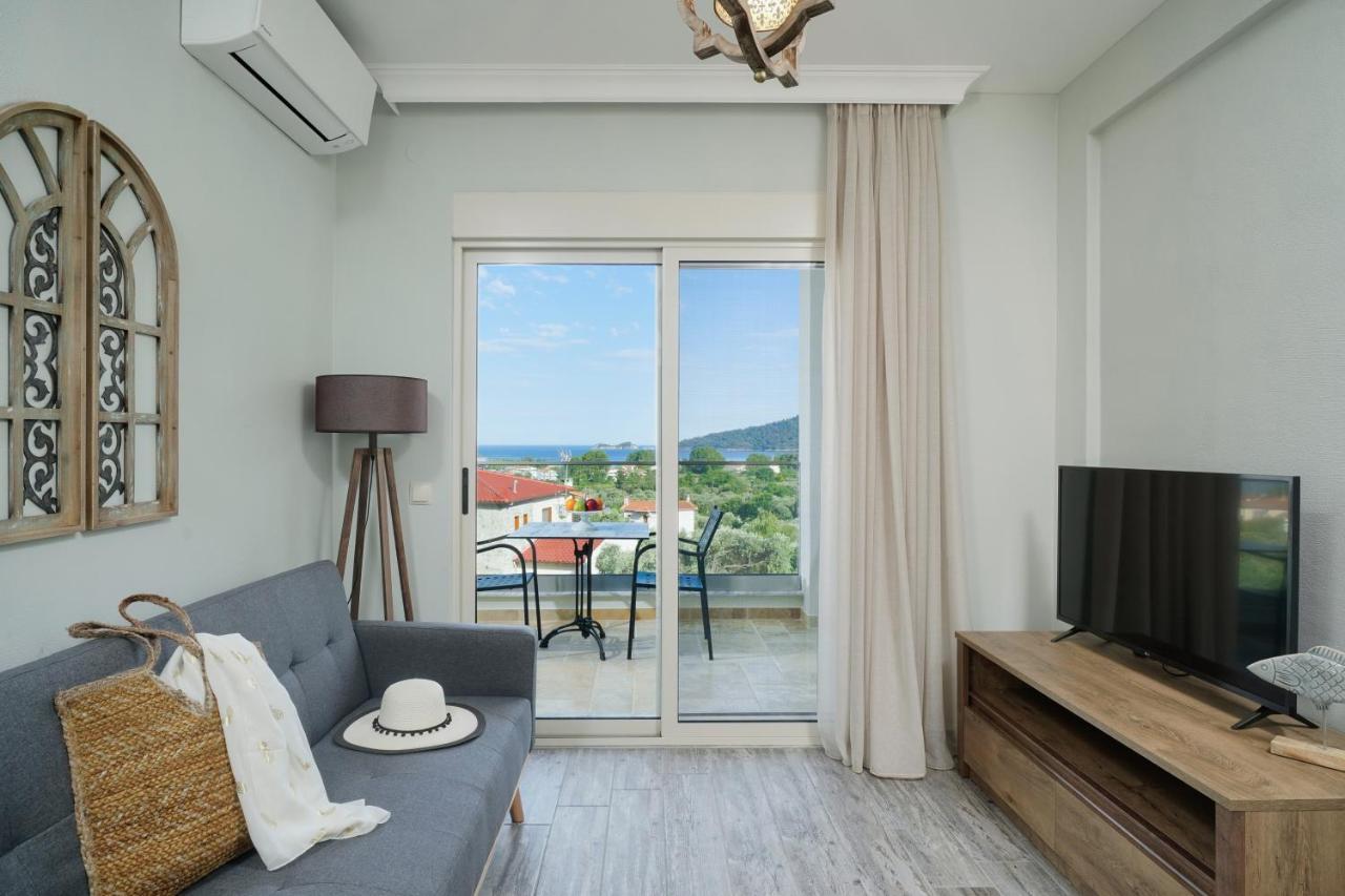 Mon Avis Boutique Hotel Chrysi Ammoudia Exterior photo