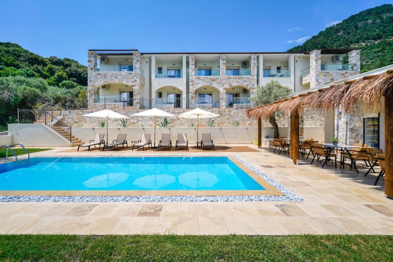 Mon Avis Boutique Hotel Chrysi Ammoudia Exterior photo