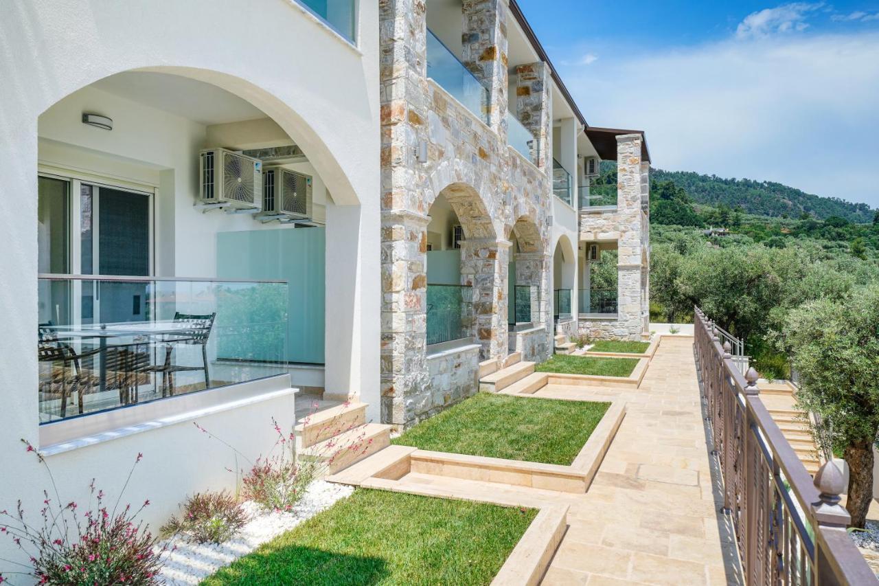 Mon Avis Boutique Hotel Chrysi Ammoudia Exterior photo