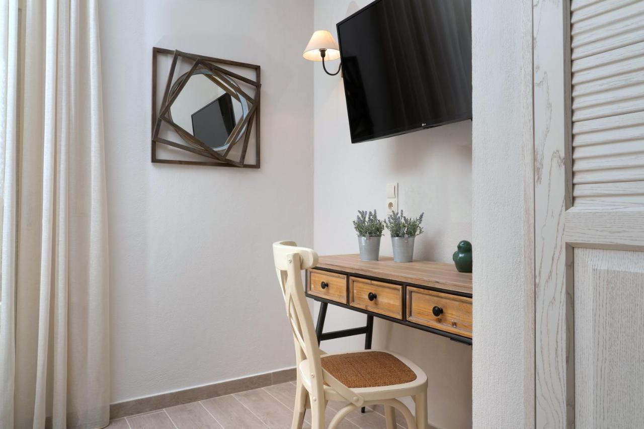 Mon Avis Boutique Hotel Chrysi Ammoudia Exterior photo